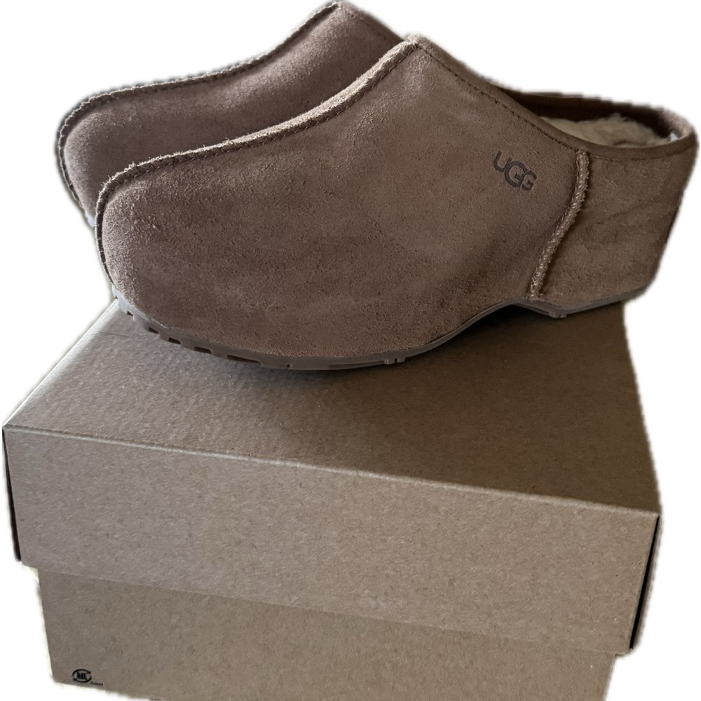 UGG Cottage Clog